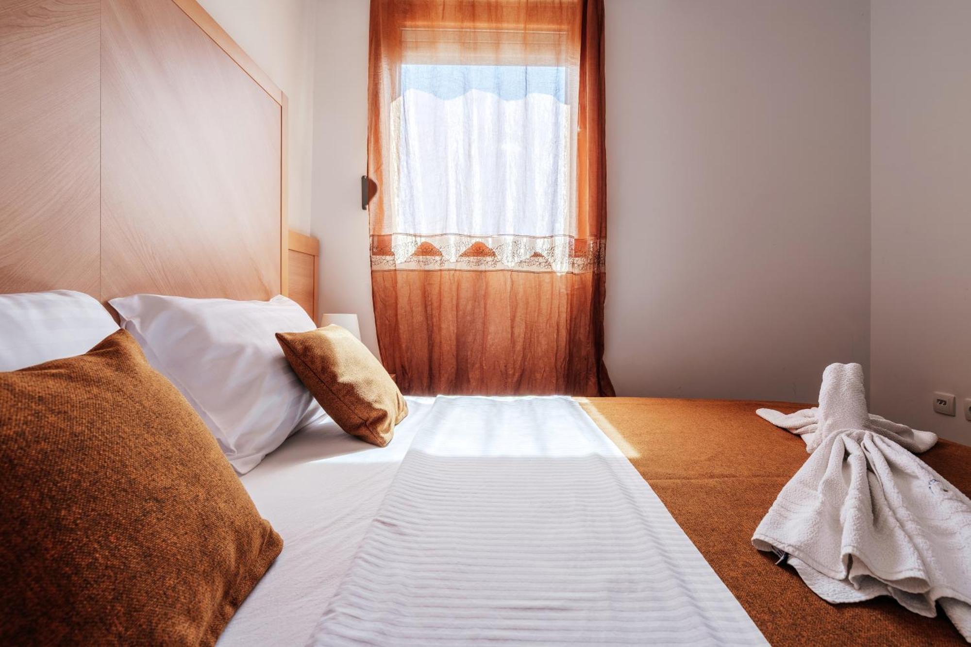 Apartments Radevic 부드바 외부 사진